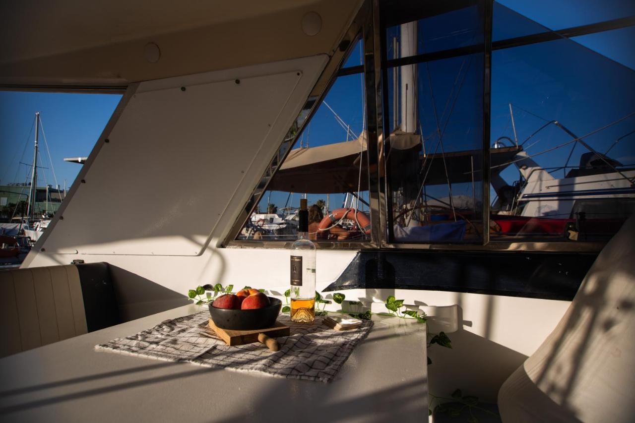 Hotel Magno II Boat Sant Adria de Besos Exteriér fotografie